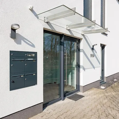 Modernes Mit Terrasse & Garten, Parkplatz & 24h Self-check-in Apartament *