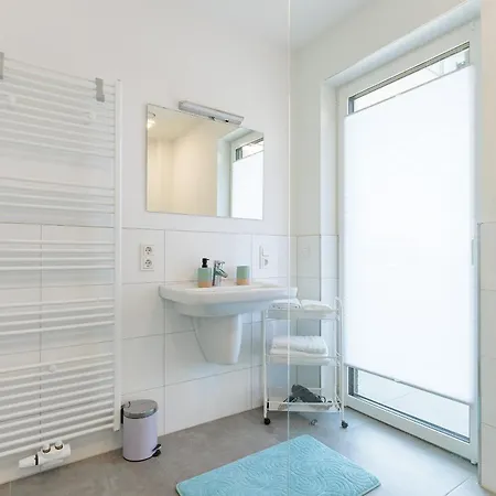Modernes Mit Terrasse & Garten, Parkplatz & 24h Self-check-in * Ibbenbüren