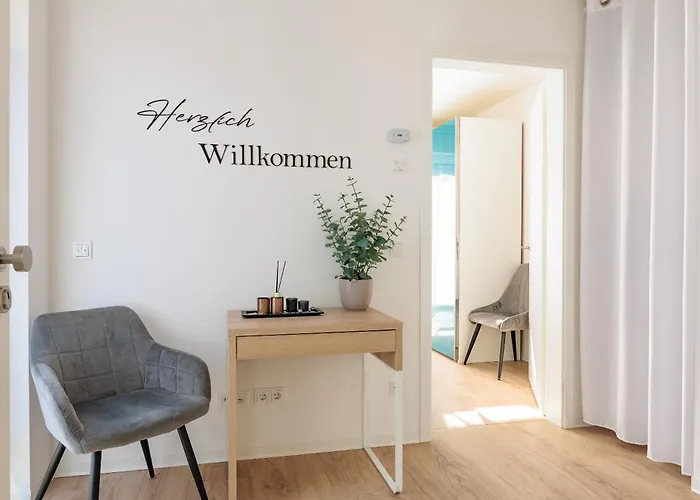 Modernes Mit Terrasse & Garten, Parkplatz & 24h Self-check-in *