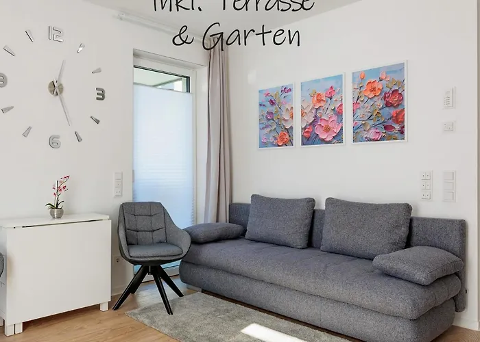 Modernes Mit Terrasse & Garten, Parkplatz & 24h Self-check-in Appartement *